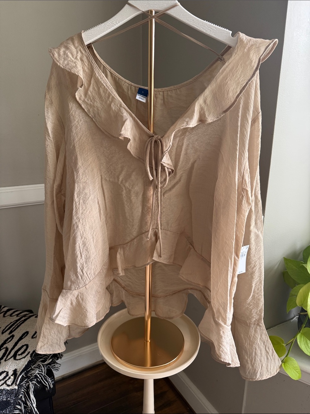 Old Navy Beige Ruffle Tie-Front Blouse